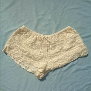 Women's Cream Lace Shorts